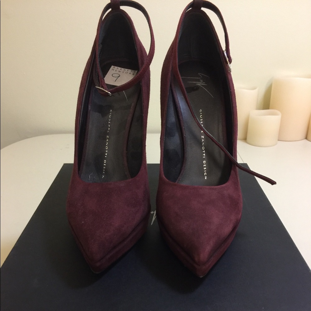 Giuseppe Zanotti Pumps